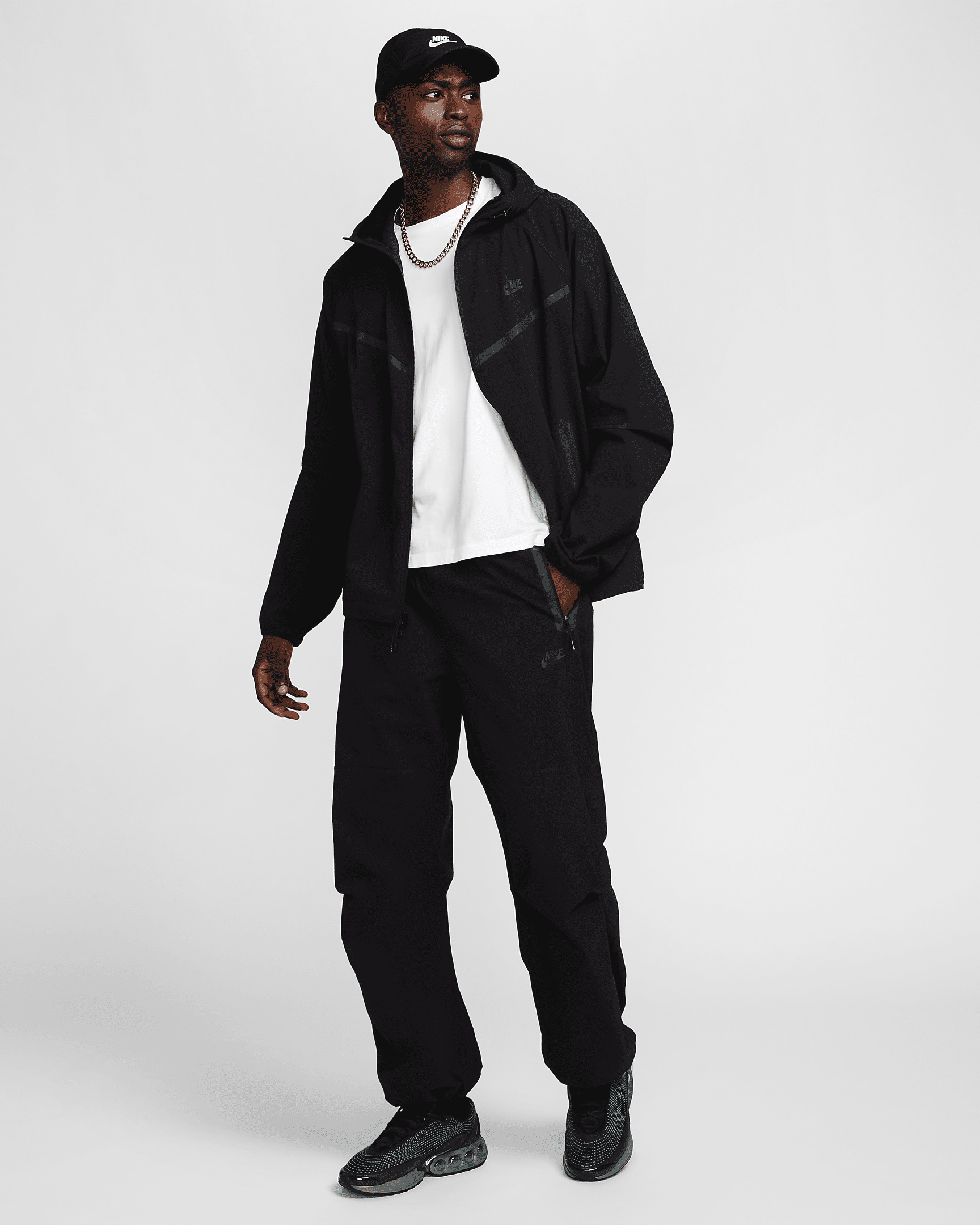 Nike Tech Men's Woven Oversized Pants - 10