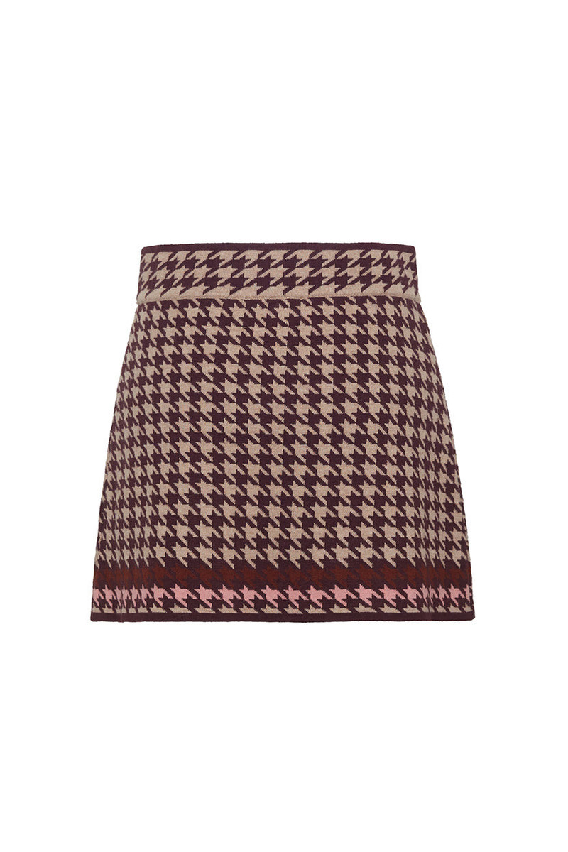 Lynne Mini Skirt Timeless Houndstooth in a Tailored Mini Silhouette 3