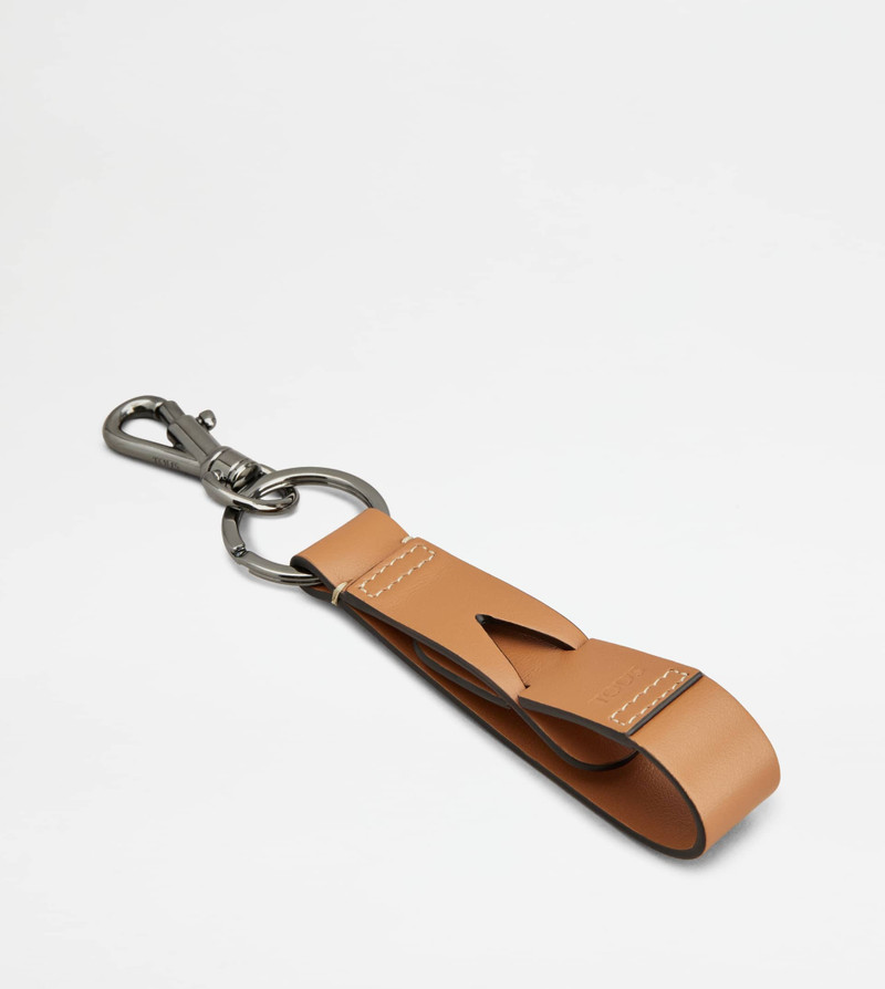 Tod's KEY HOLDER IN LEATHER - BROWN outlook