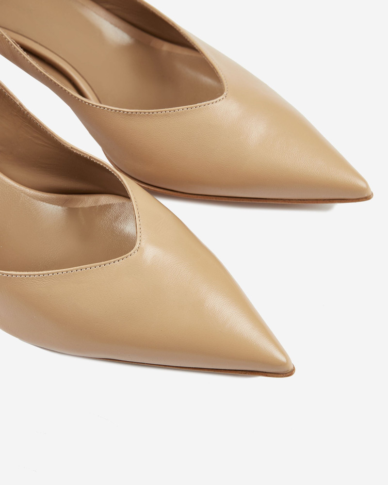 Leather pumps 3
