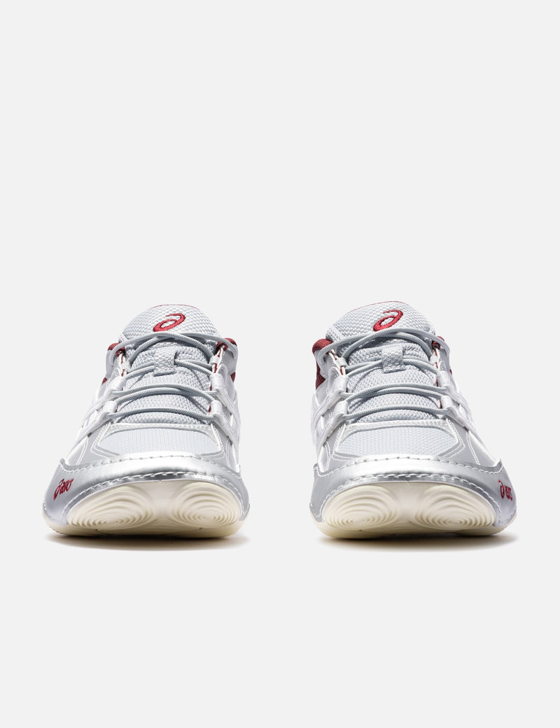 Asics HYPERSYNC outlook