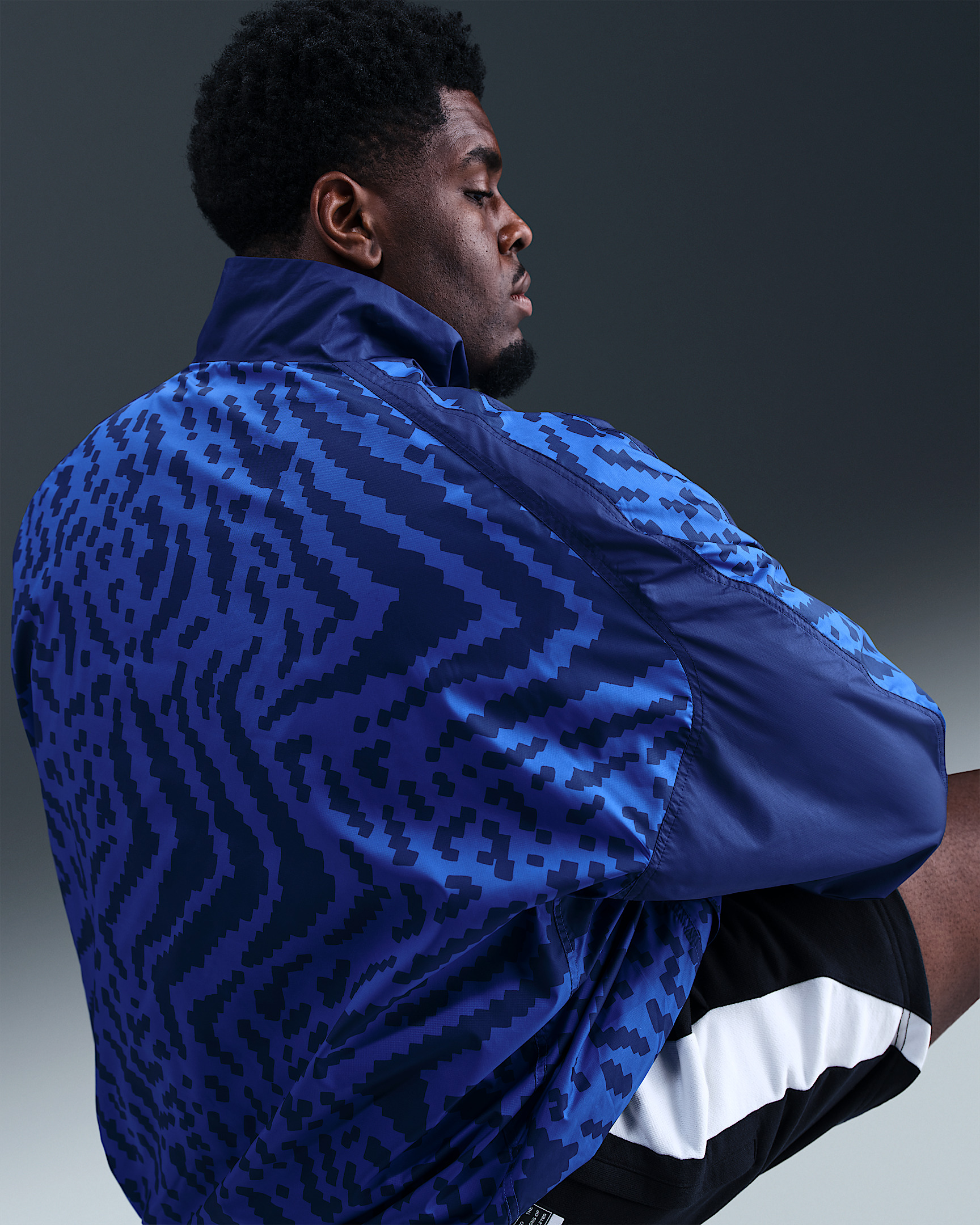Nike Air Men's Half-Zip Jacket - 7