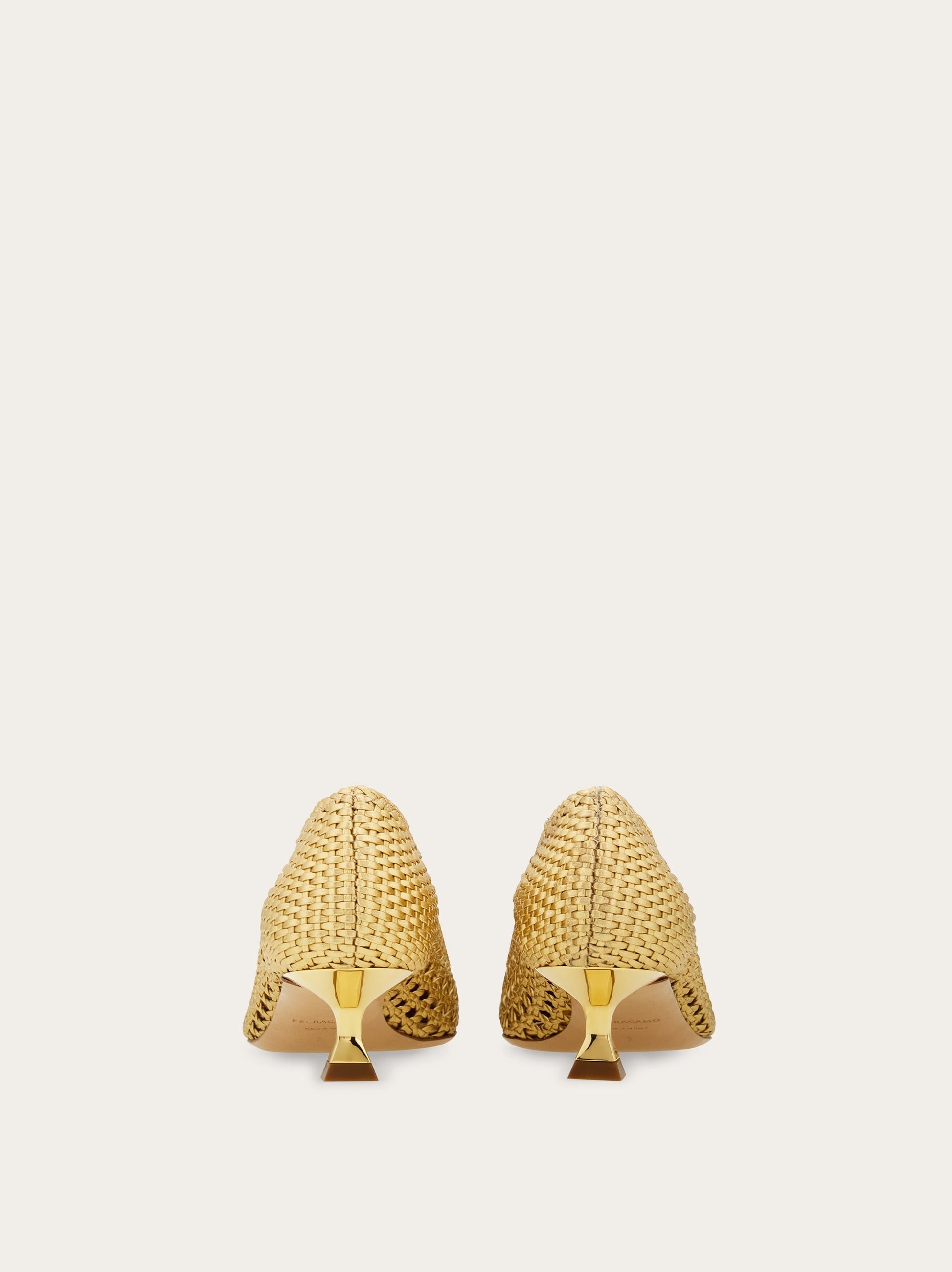 Kitten heel pump with new Vara plate - 3