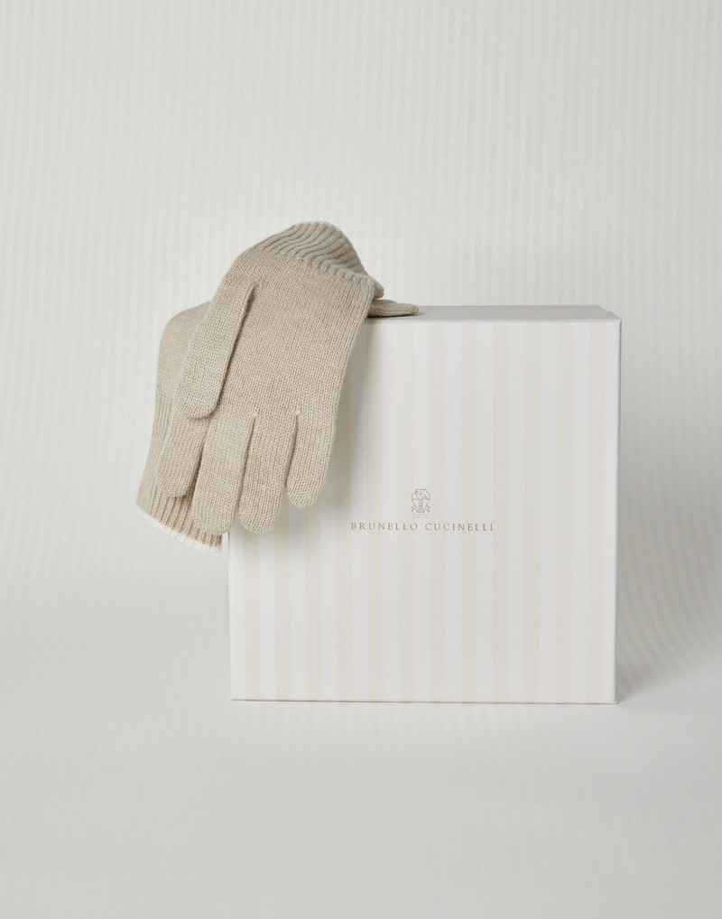 Cashmere knit gloves 3