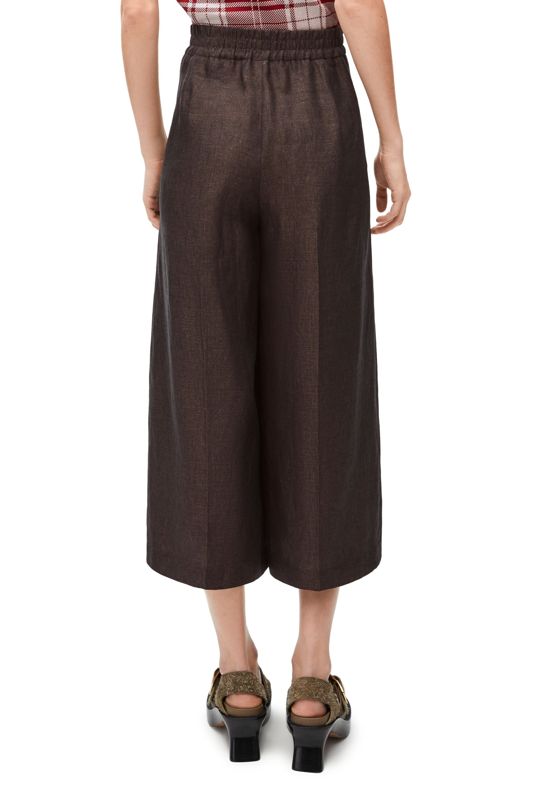 Cropped trousers in linen - 4