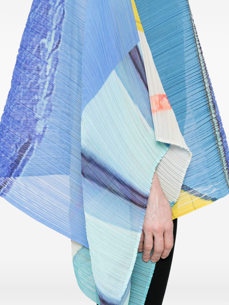 City Collage Madame-T pleated poncho 5