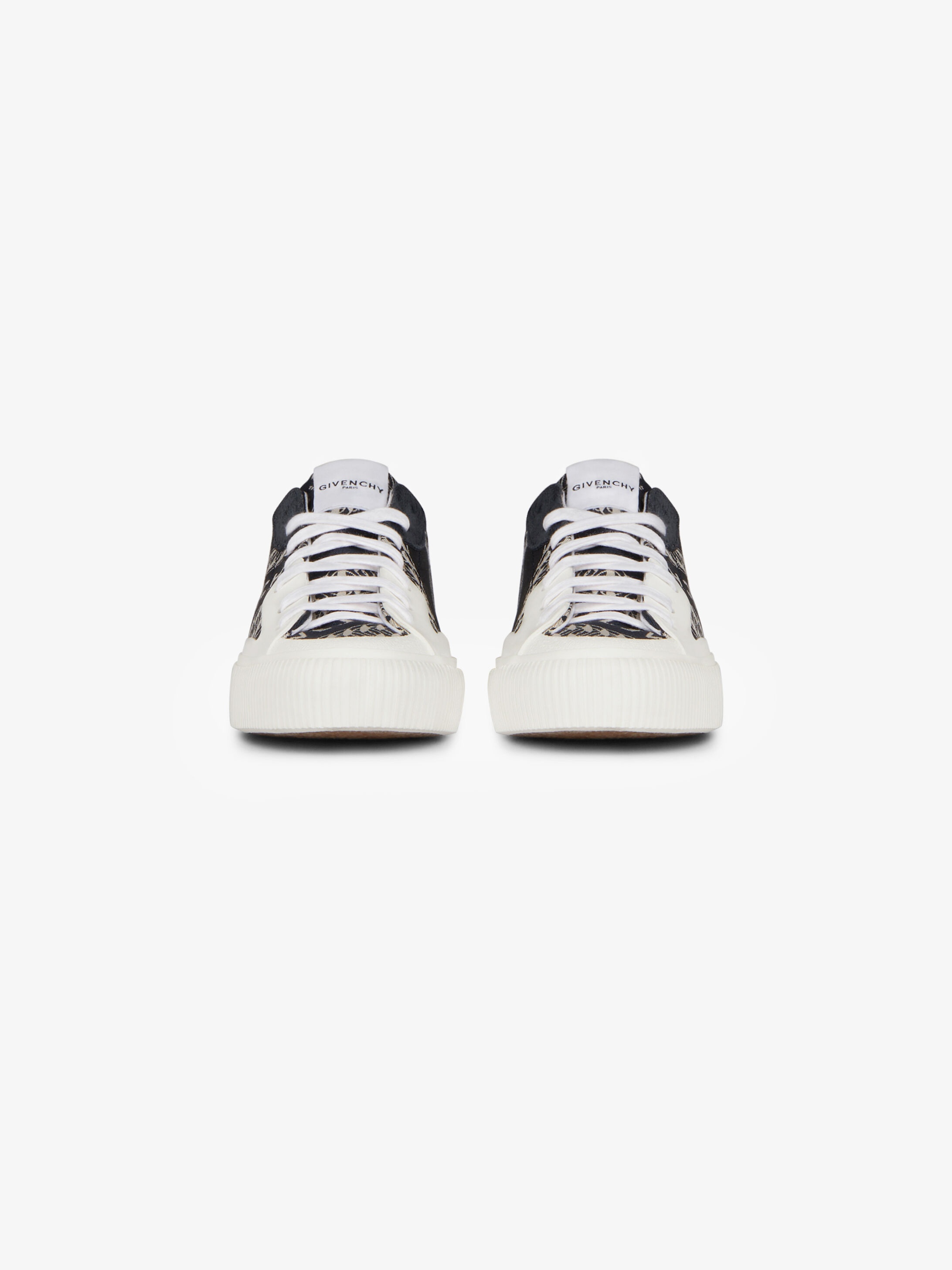 GIVENCHY Chain tennis Light low sneakers in canvas - 3