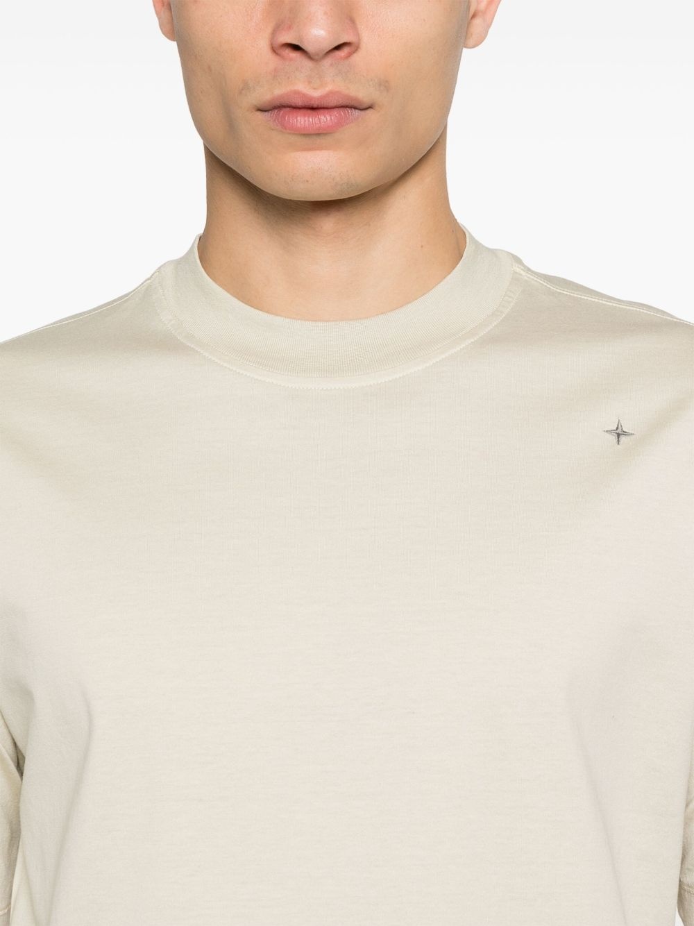 compass-embroidered T-shirt - 4