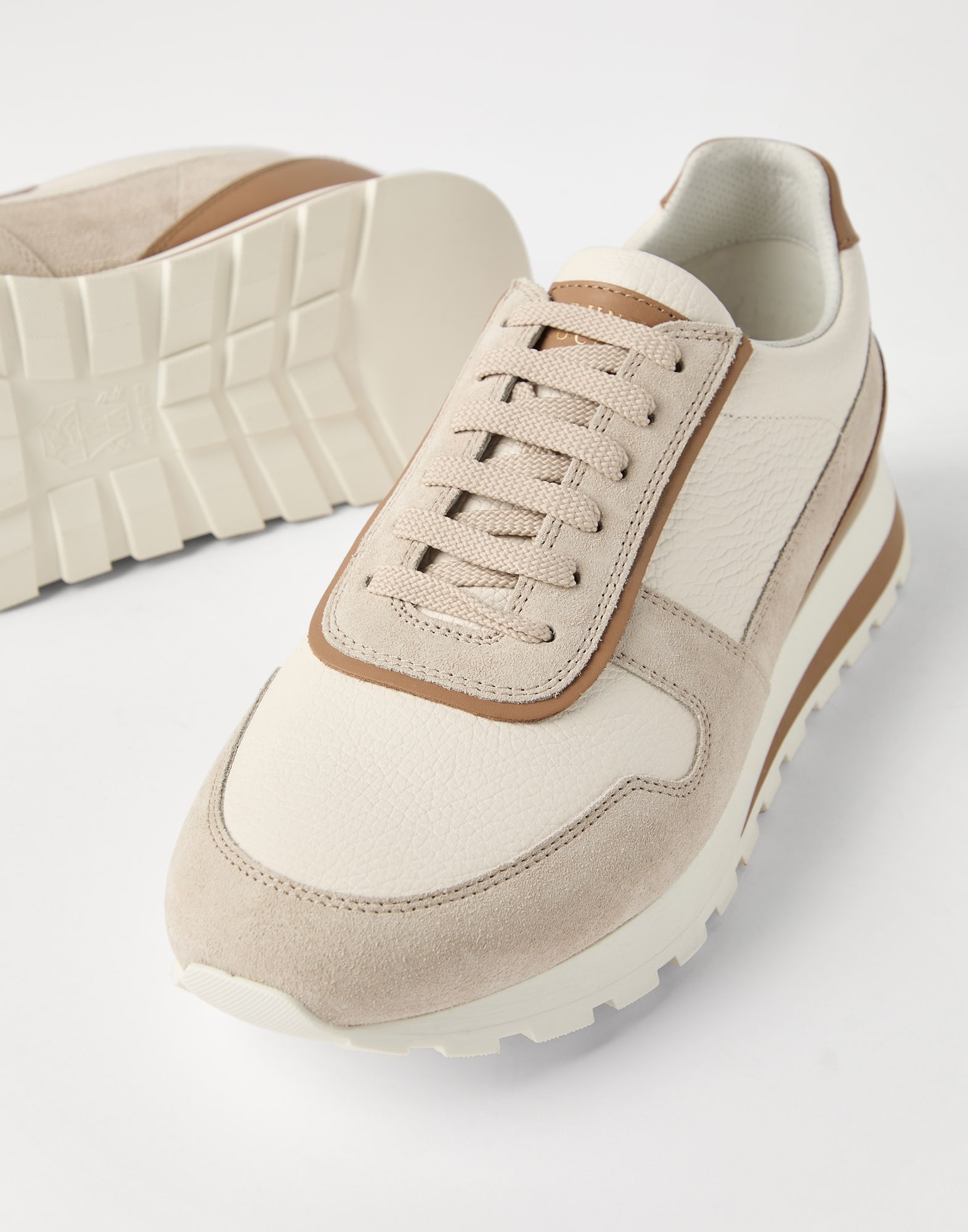 Washed suede and calfskin runners - 3