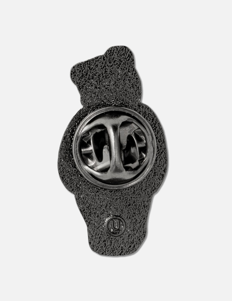 UNDERCOVER UC1F4X08-2 "WHERE IS MY MIND" BEAR METAL PIN outlook