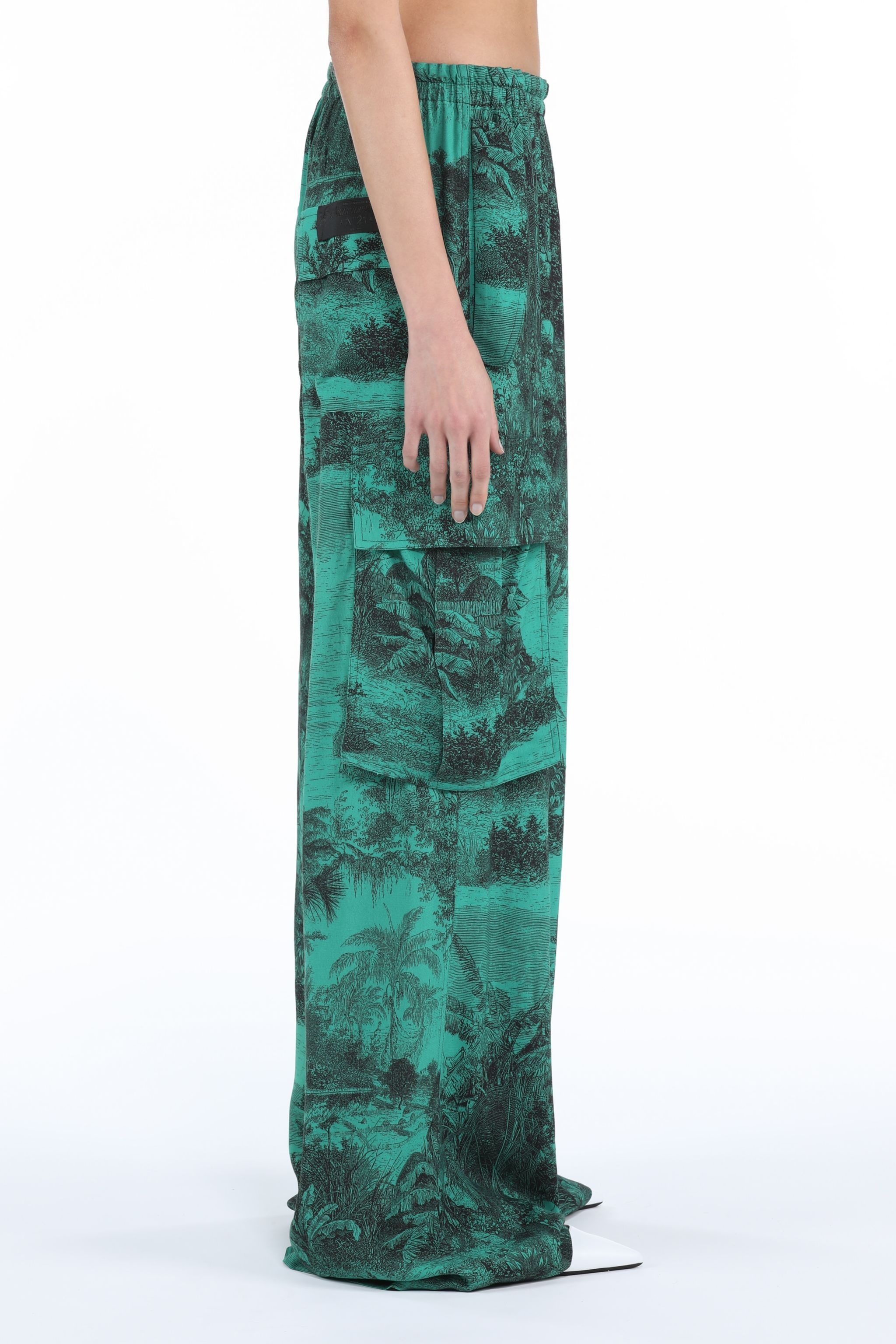 LANDSCAPE-PRINT CARGO TROUSERS - 3