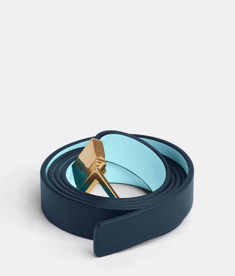 Bottega Veneta triangle outlook