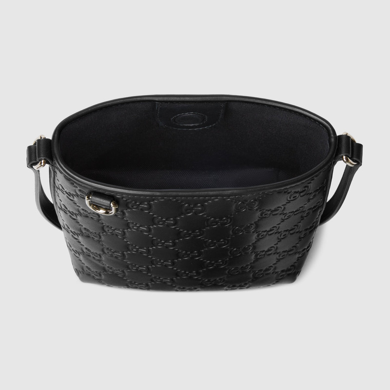 GG Emblem nano bucket bag 10
