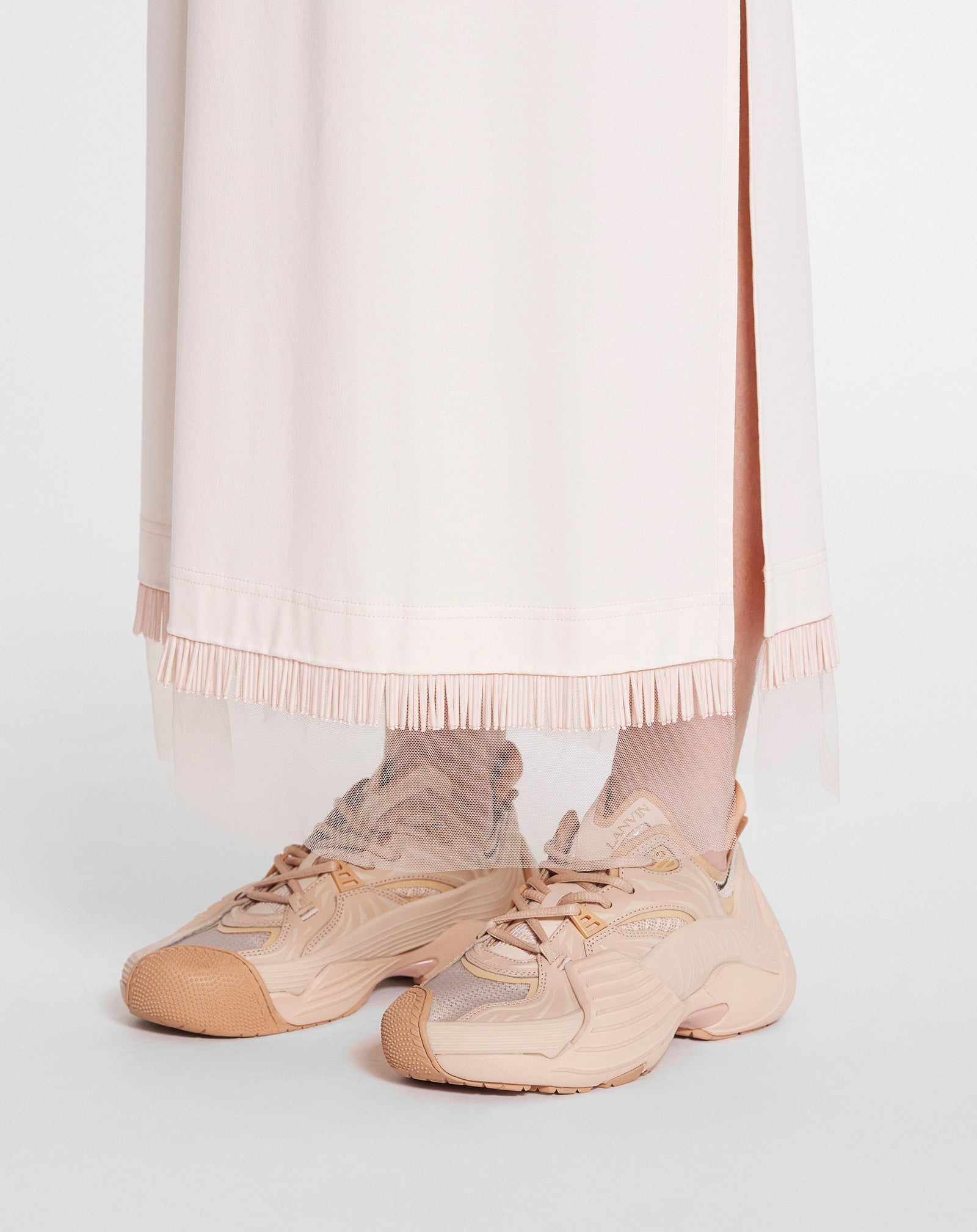 LONG T-SHIRT DRESS WITH EMBROIDERY - 5
