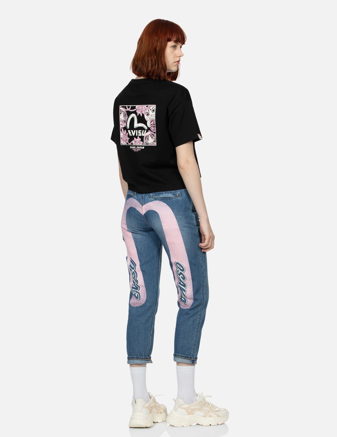 CHERRY BLOSSOM AND FESTIVAL-THEMED DARUMA CROPPED T-SHIRT - 3