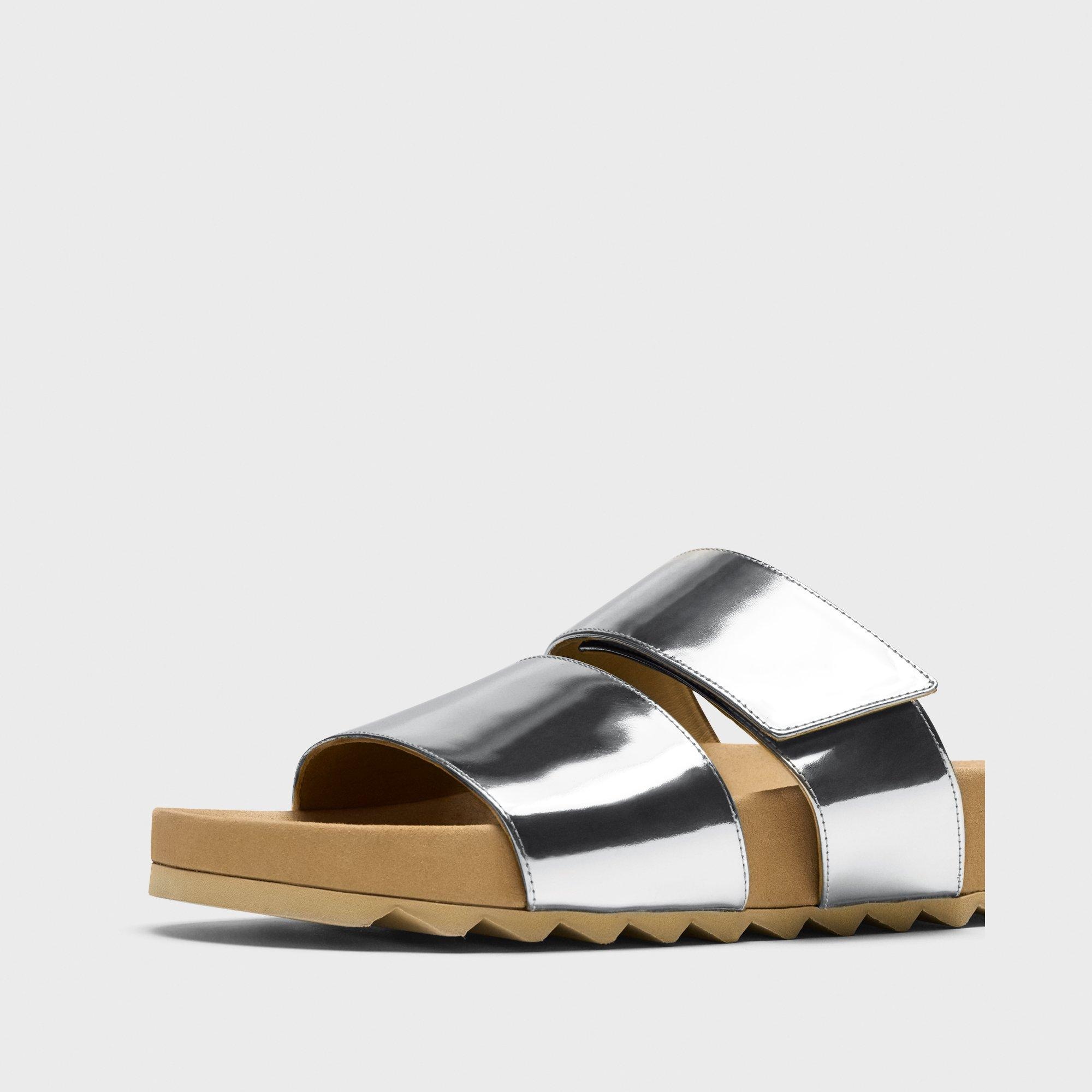 Slide Sandals in Metallic Leather - 6
