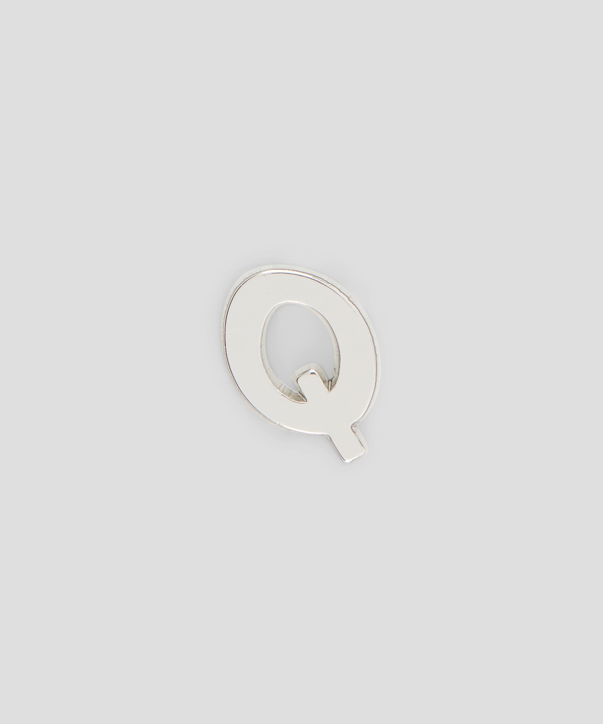 Single brass Q charm - 1
