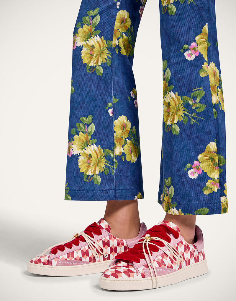 La DoubleJ All Time Low Top outlook