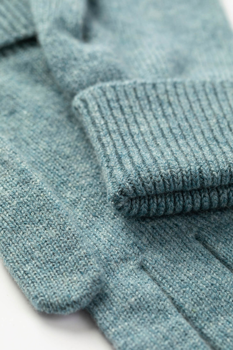 Johnstons of Elgin Green Cashmere Gloves with Turnback Cuffs outlook