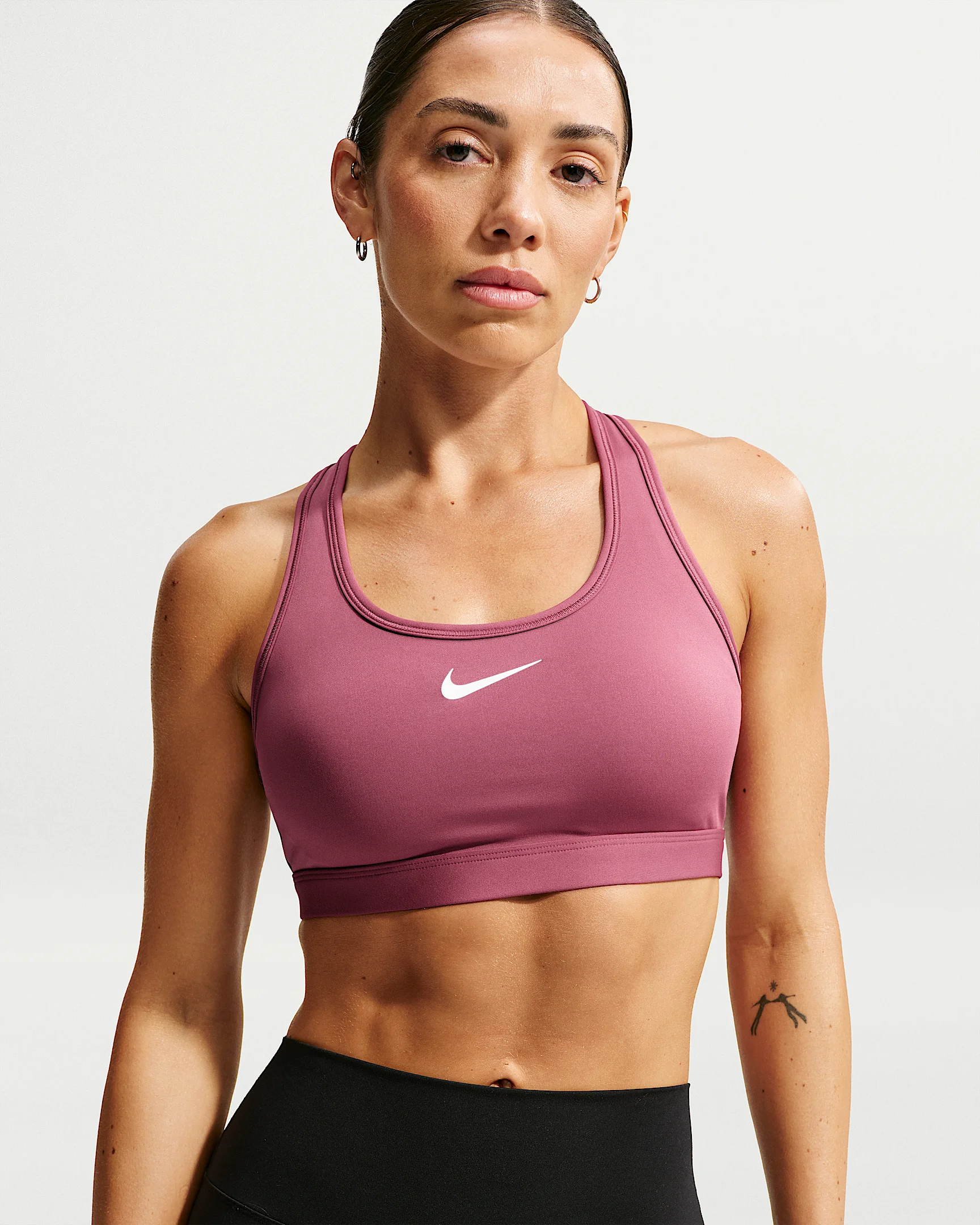 Nike Swoosh Women's Medium-Support Padded Sports Bra - 1