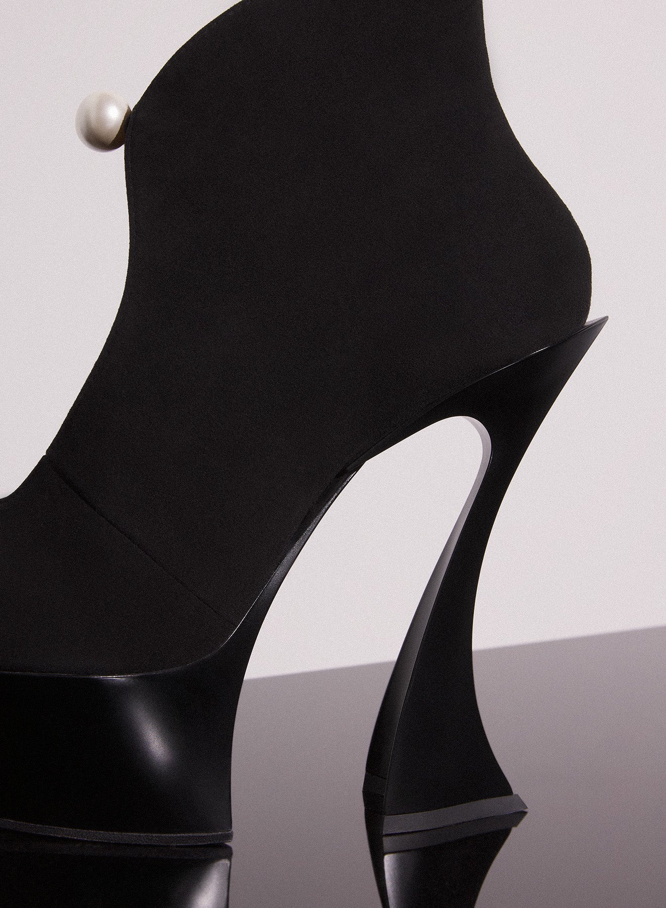 black suede platform fang 95 ankle boots - 4
