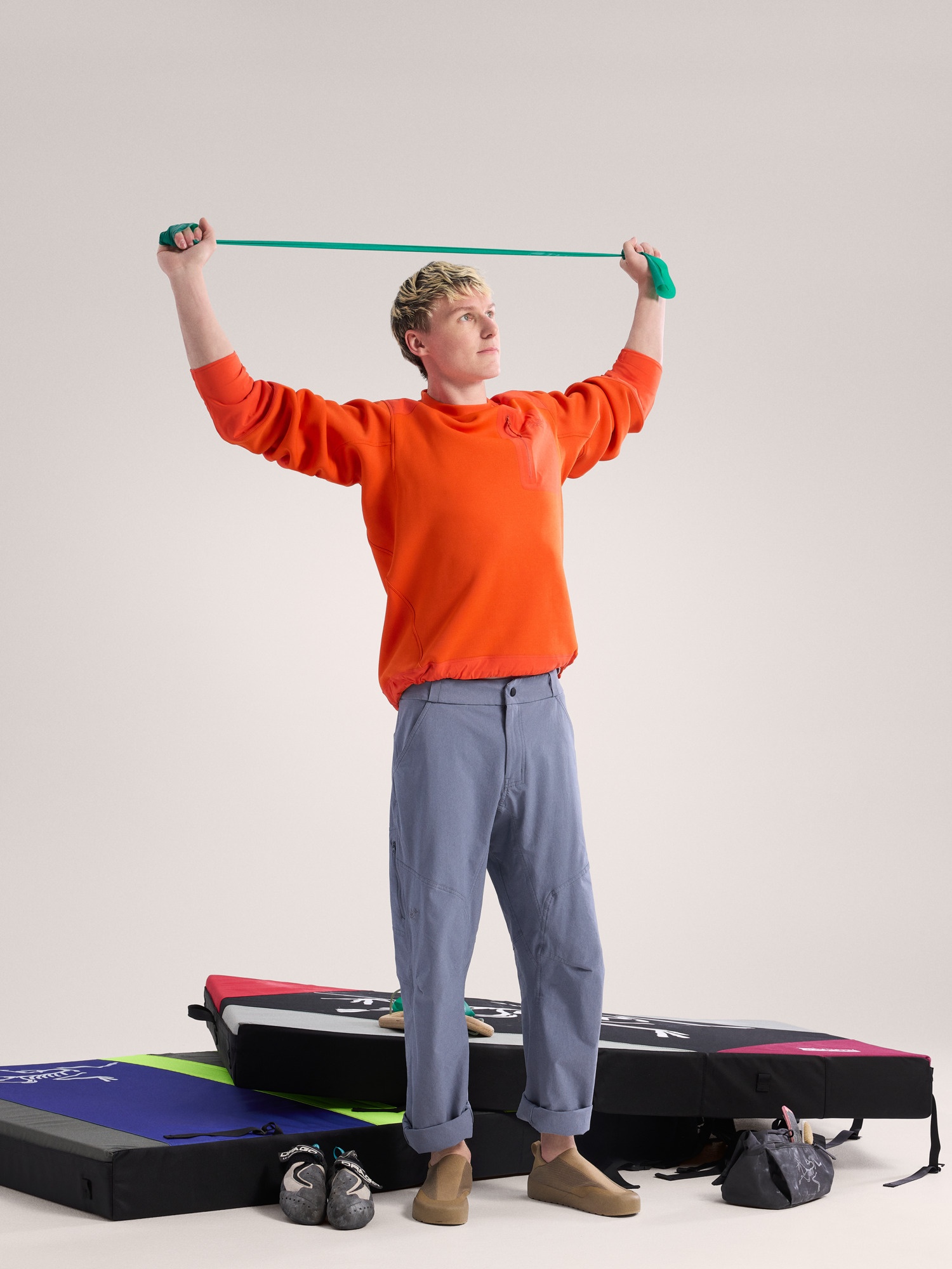 Konseal Crew Neck Pullover - 4