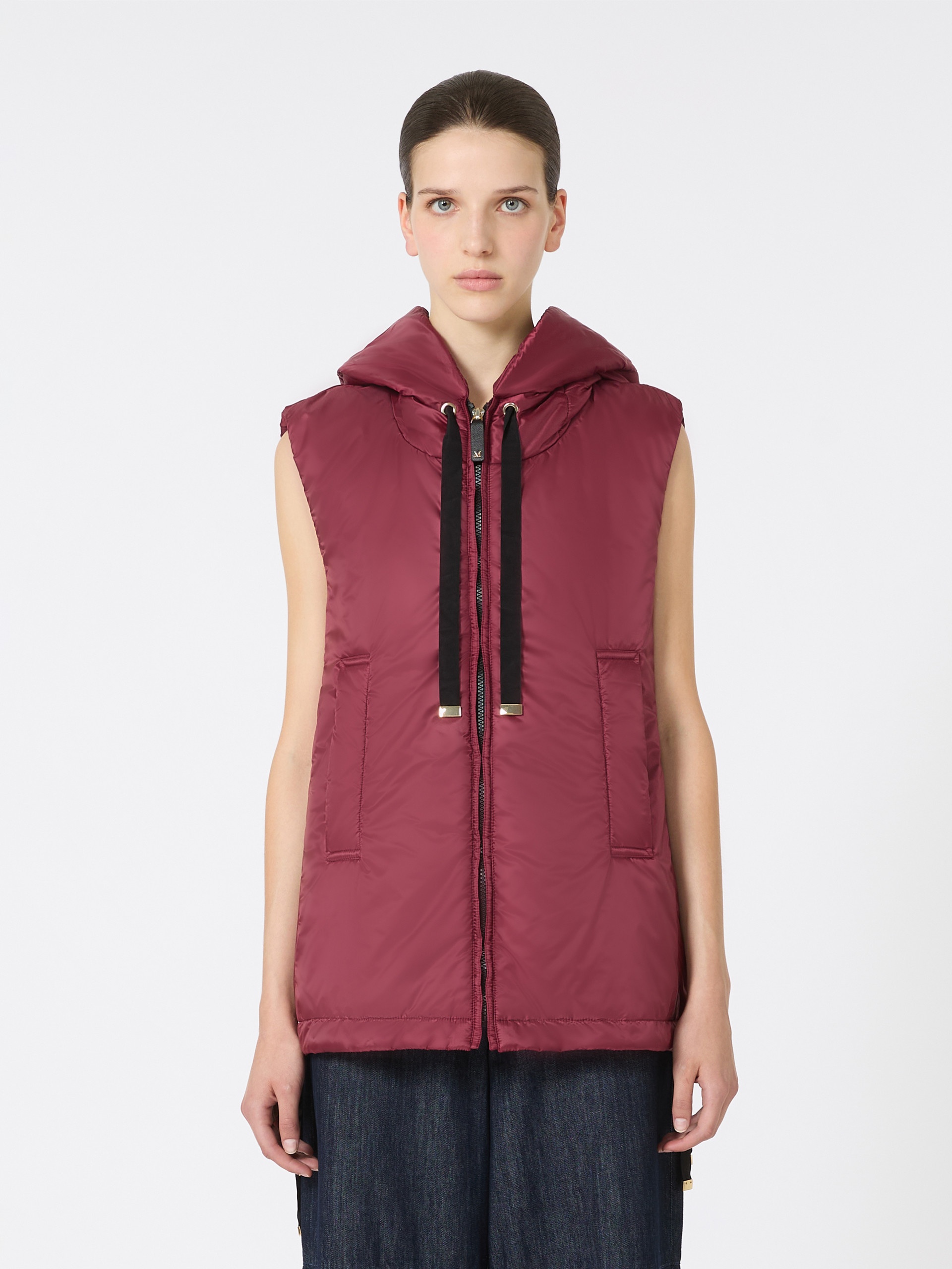 GREENGO Padded, hooded gilet in water-repellent canvas - 3