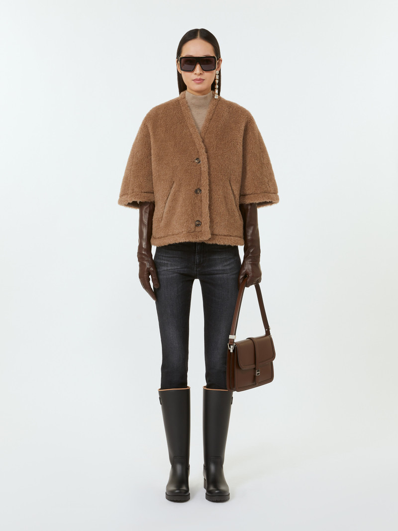 Max Mara FIORIRE4 Alpaca and cashmere Teddy cape outlook