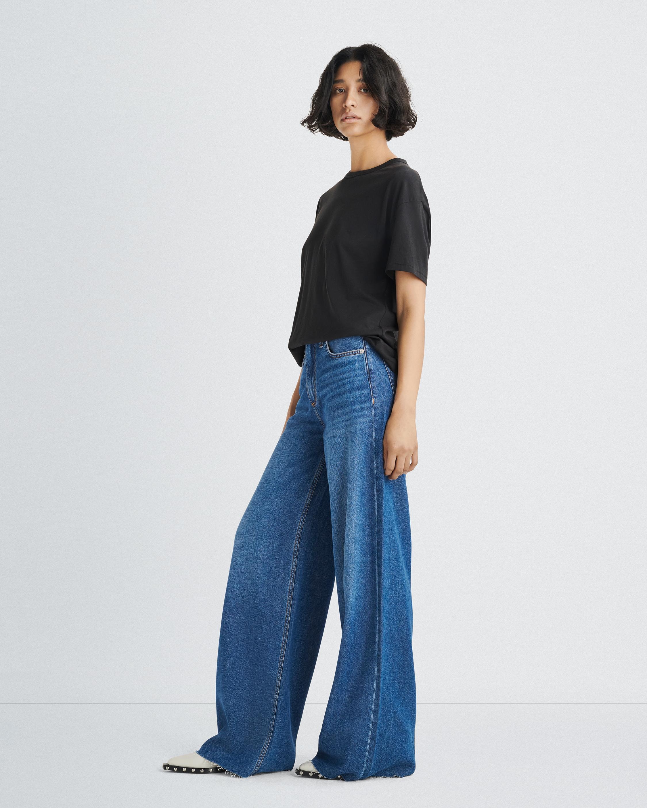 Featherweight Sofie Wide-Leg - Otto
High-Rise Featherweight Jean - 4