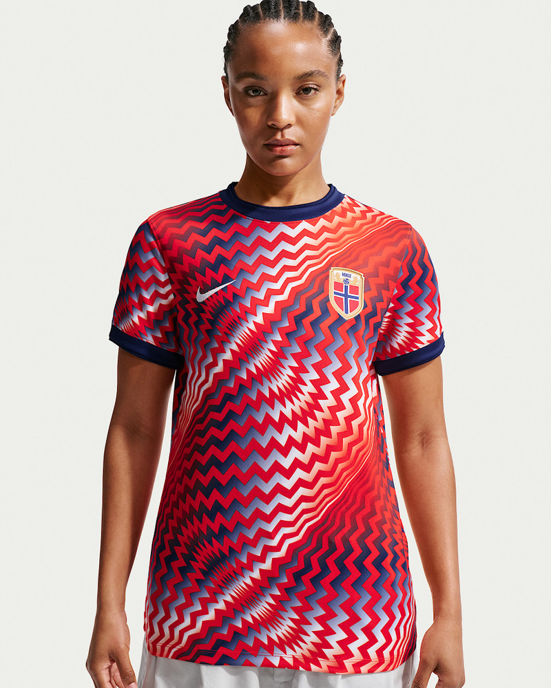 Norway Women's Nike Dri-FIT Soccer Pre-Match Short-Sleeve Top 1