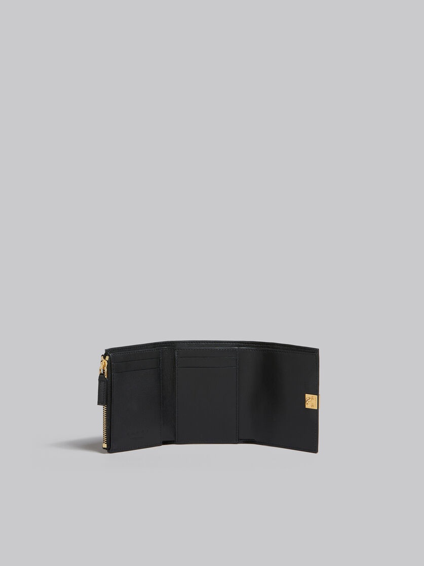 BLACK LEATHER TRIFOLD PRISMA WALLET - 2