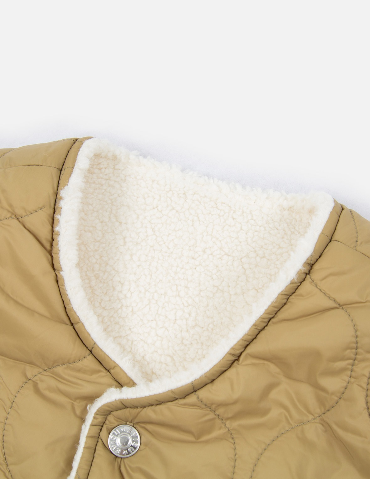 ONION QUILTED REVERSIBLE VEST JACKET - 9