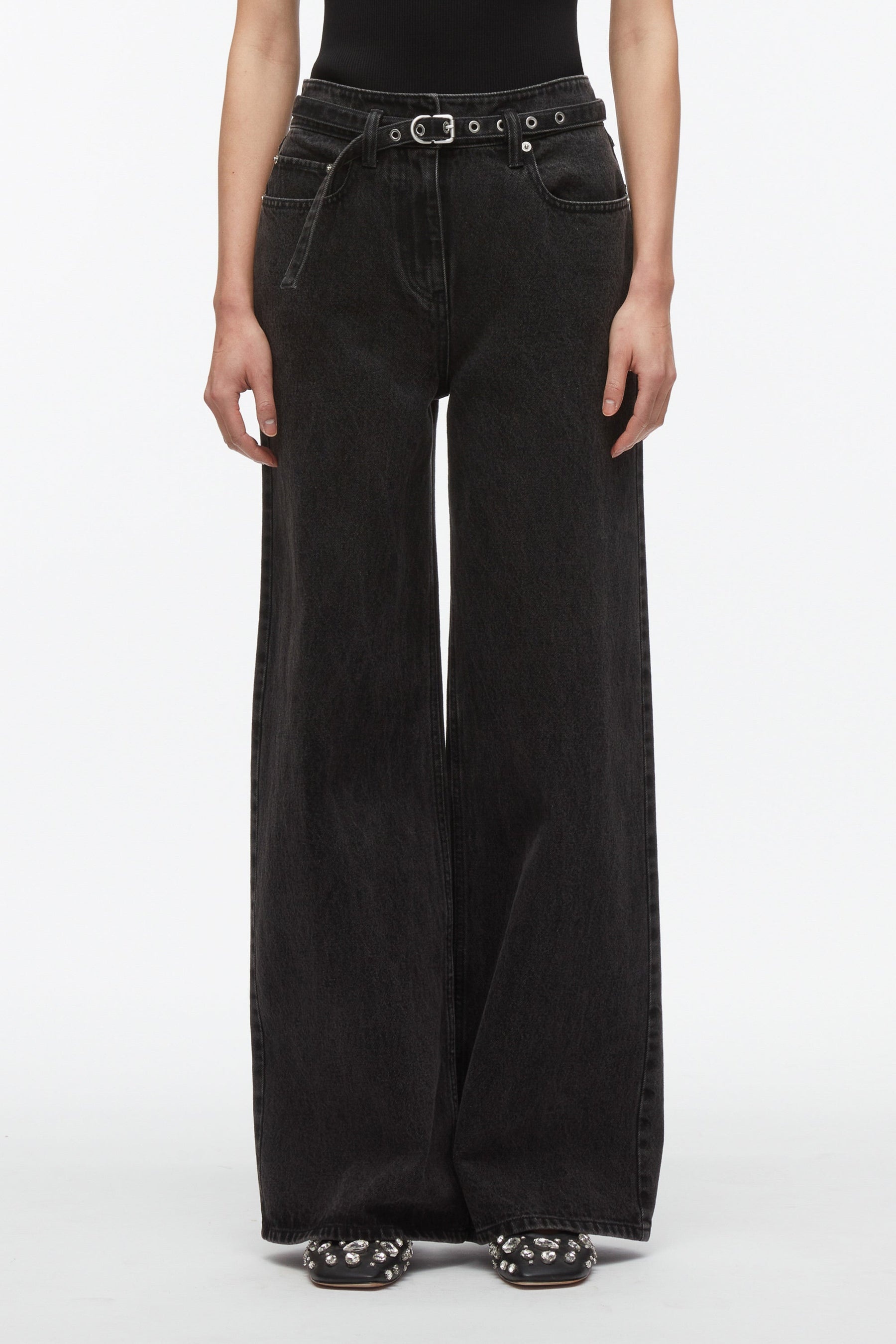 Wide Leg Belted Jeans - 2