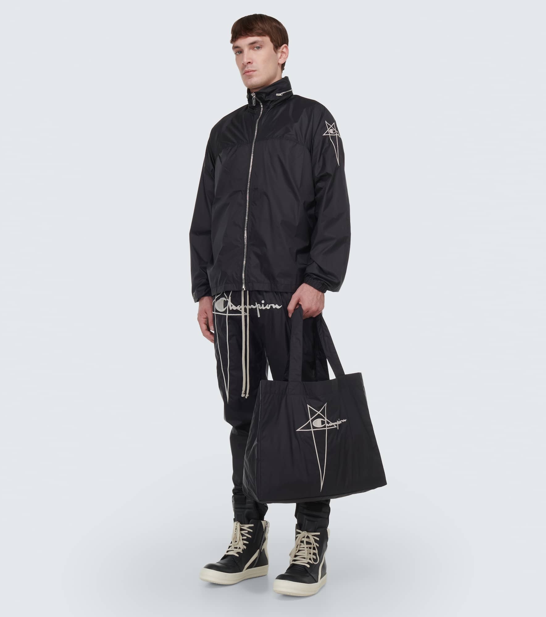 x Champion® nylon sweatpants - 2
