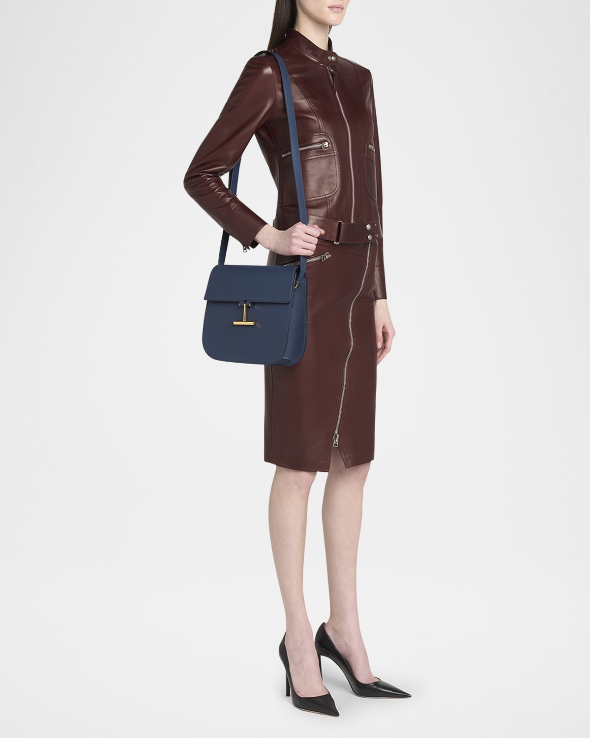 Tara Medium Crossbody in Grained Leather with Leather Strap - 7