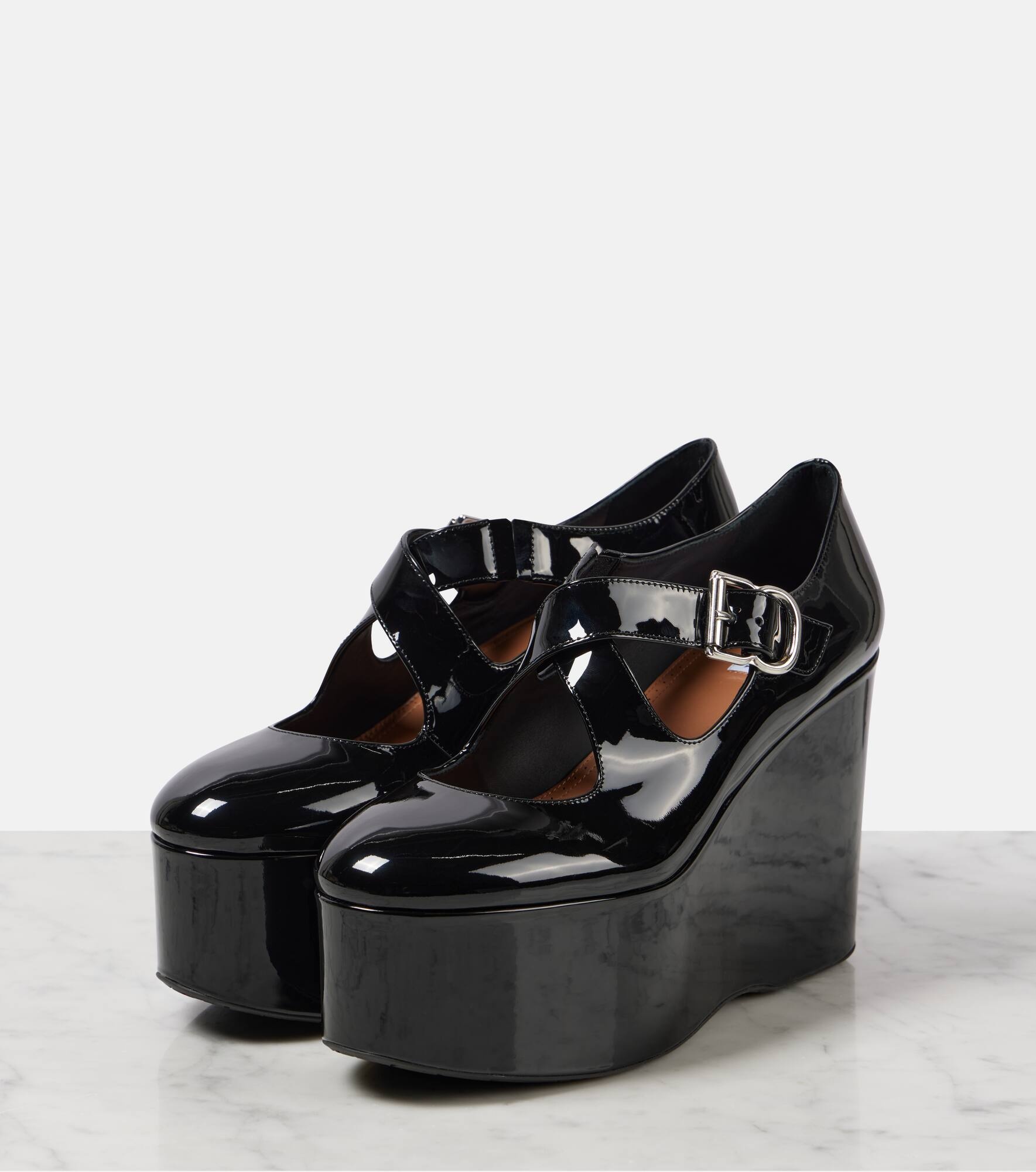 Criss Cross patent leather wedges - 4