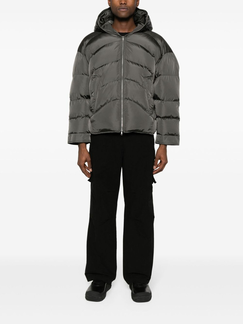 RANDOM IDENTITIES hooded padded jacket outlook