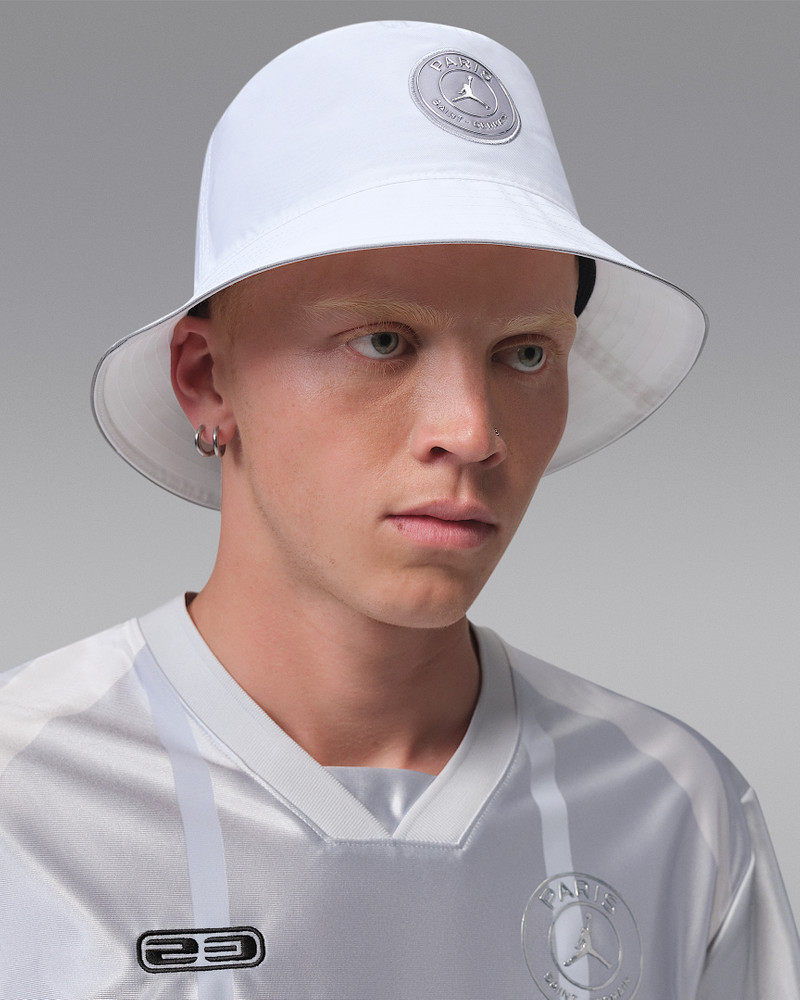 Paris Saint-Germain Apex Bucket Hat 3