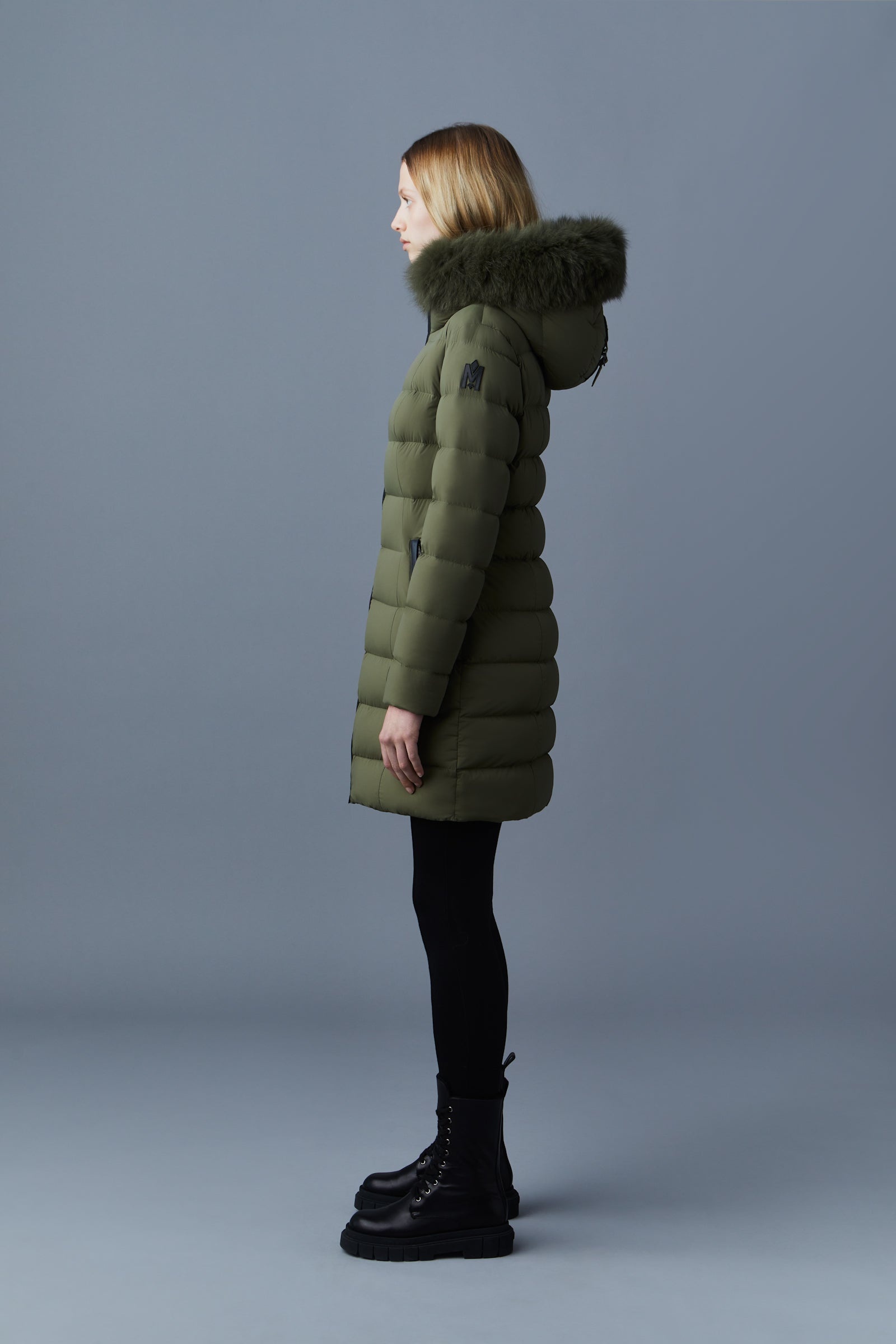 CALLA Agile-360 stretch light down coat with blue fox fur collar - 3