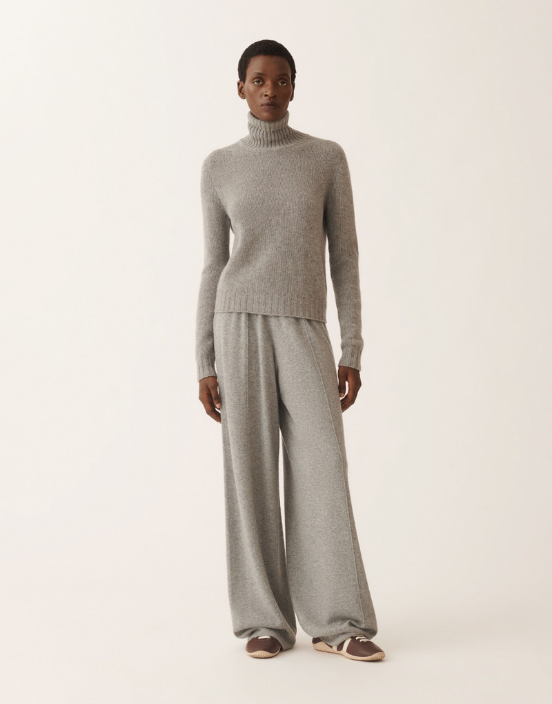 Cashmere turtleneck sweater 3