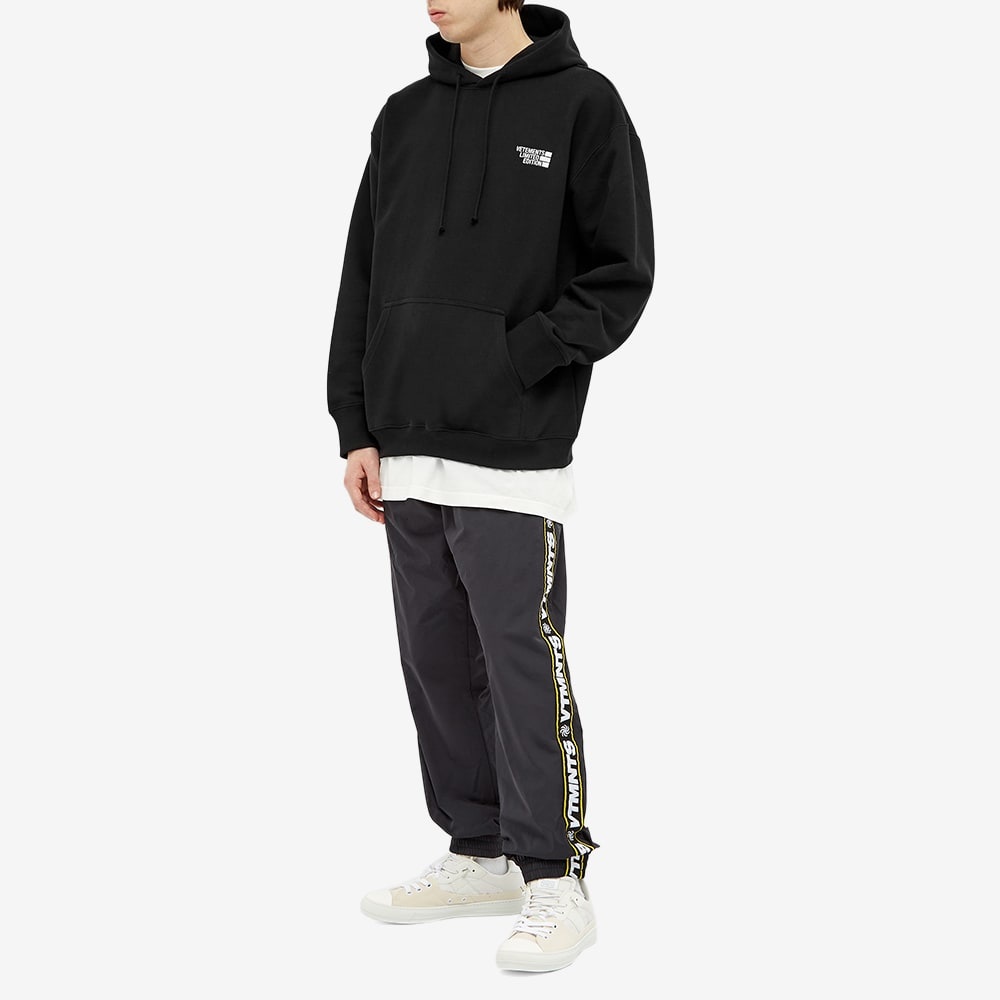 VETEMENTS Logo Limited Edition Hoody - 7