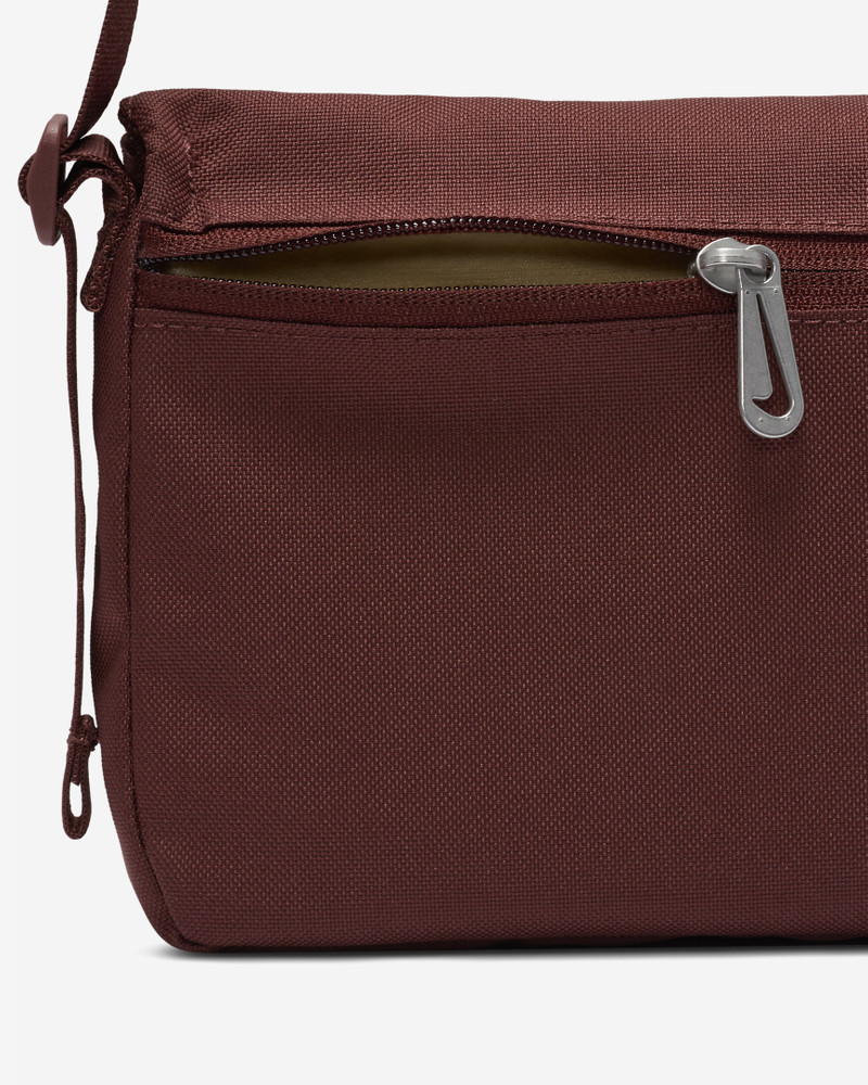 Nike Sportswear Women's Futura 365 Crossbody Bag (3L) 6