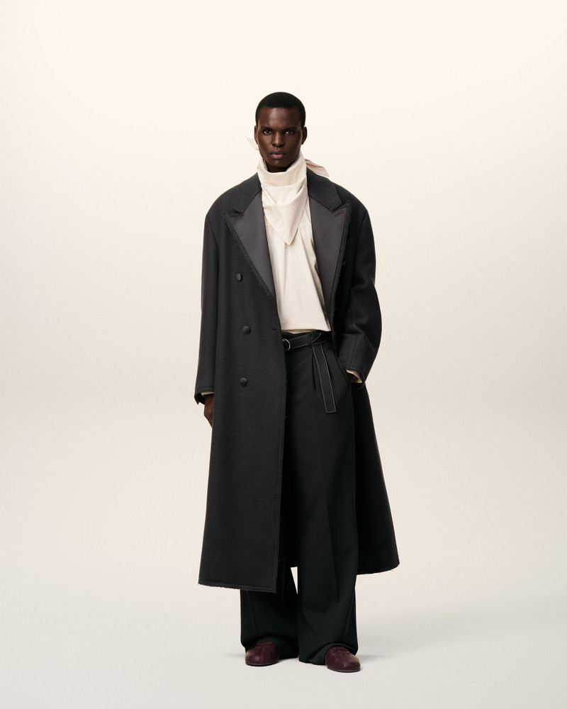 AMI Paris BLACK WOOL SMOCKING DOUBLE BREASTED LONG COAT outlook