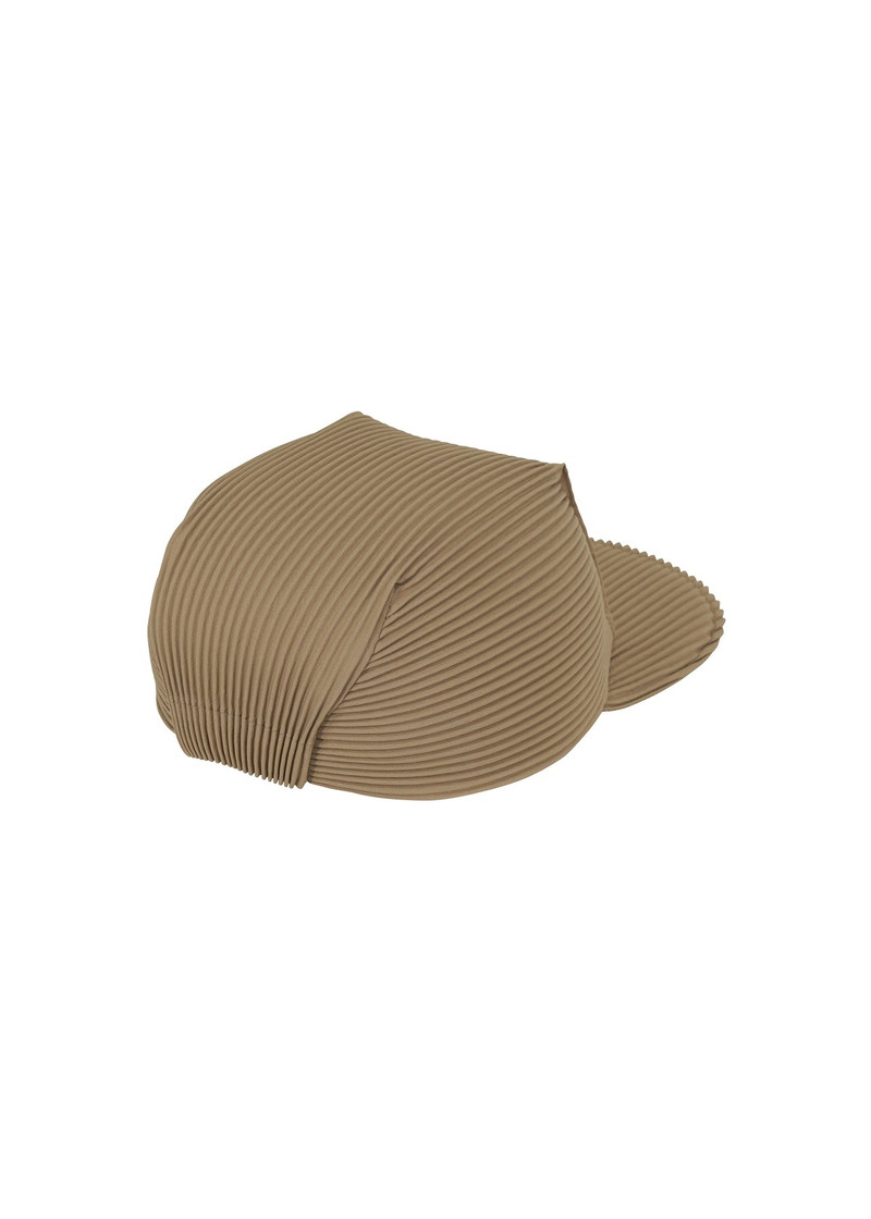 ISSEY MIYAKE PLEATS CAP outlook