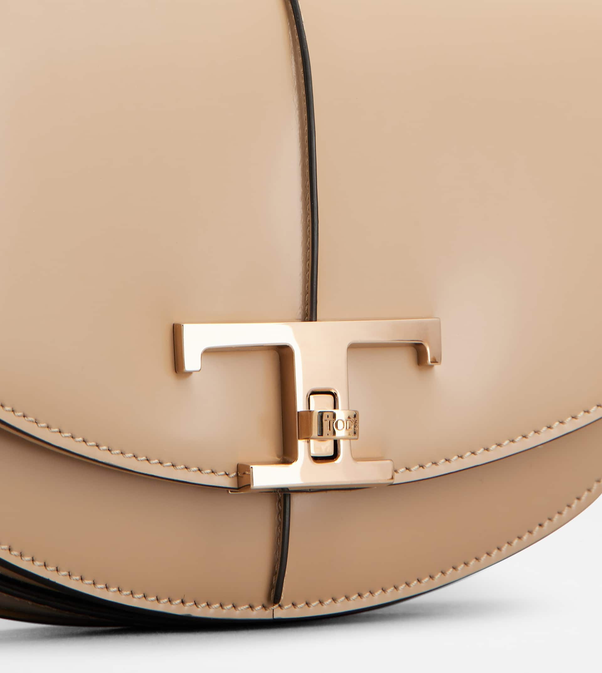 T TIMELESS SHOULDER BAG IN LEATHER MINI - BEIGE - 5