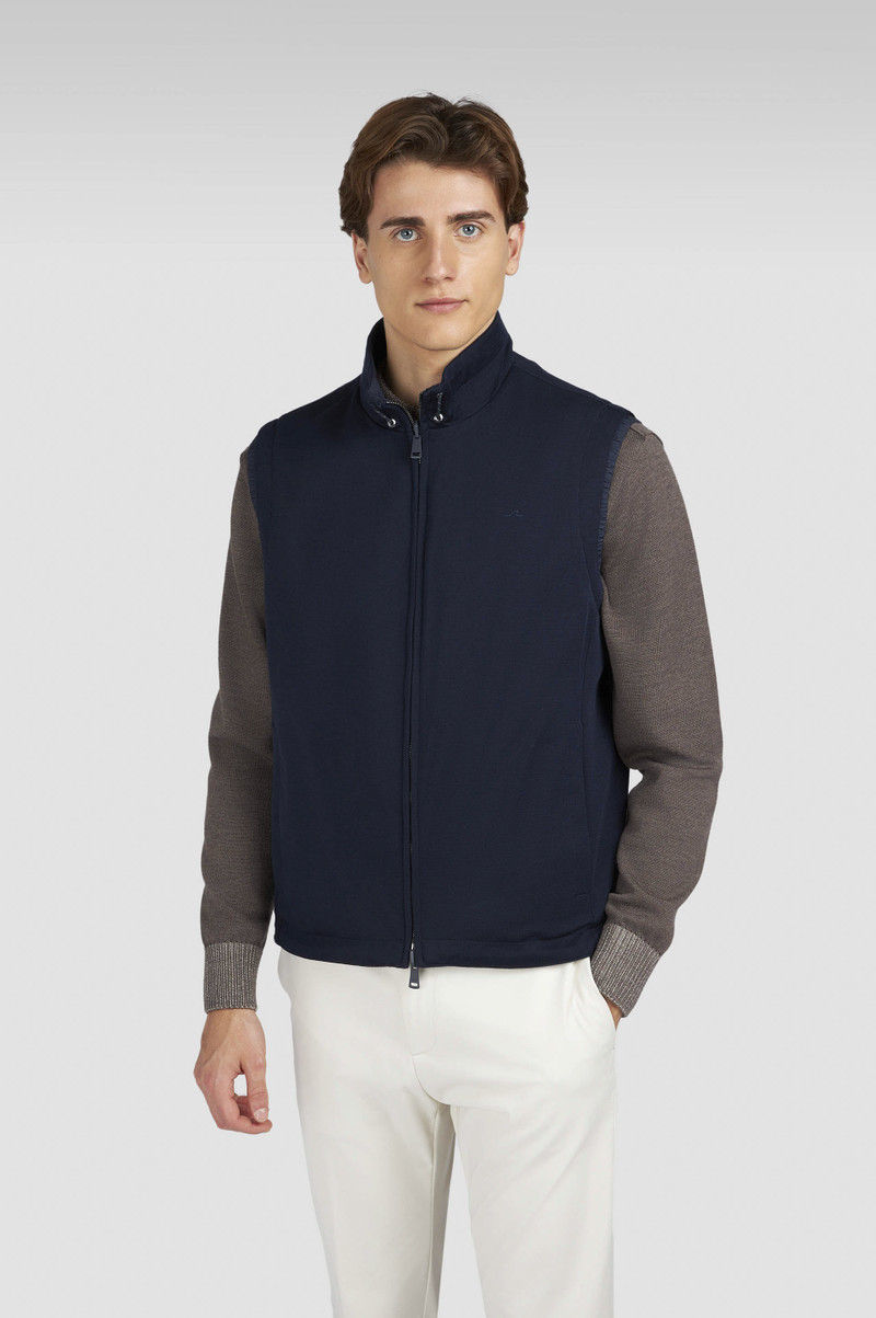 REVERSIBLE GILET IN WOOL, SILK, AND MICROFIBER 7