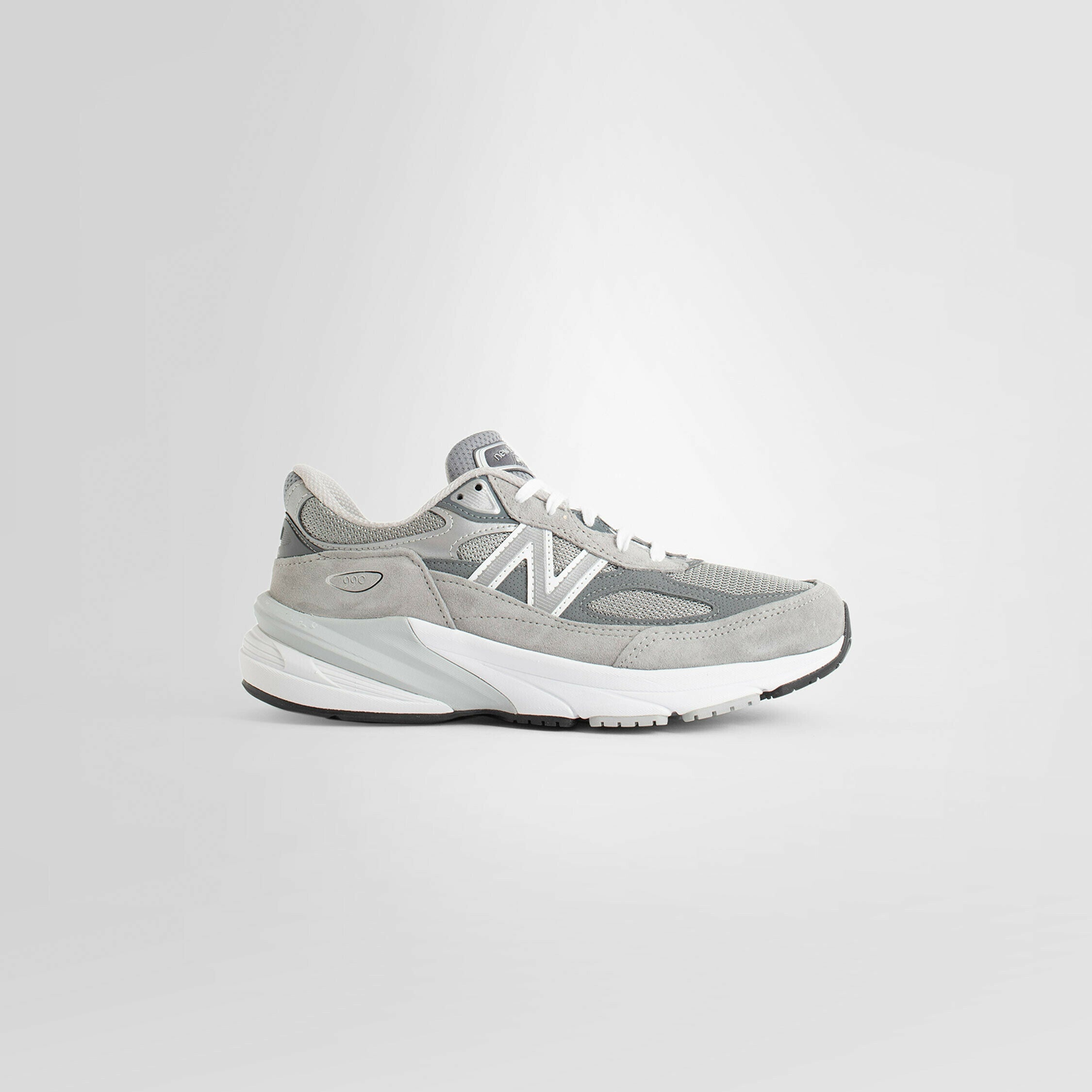 NEW BALANCE UNISEX GREY SNEAKERS - 8