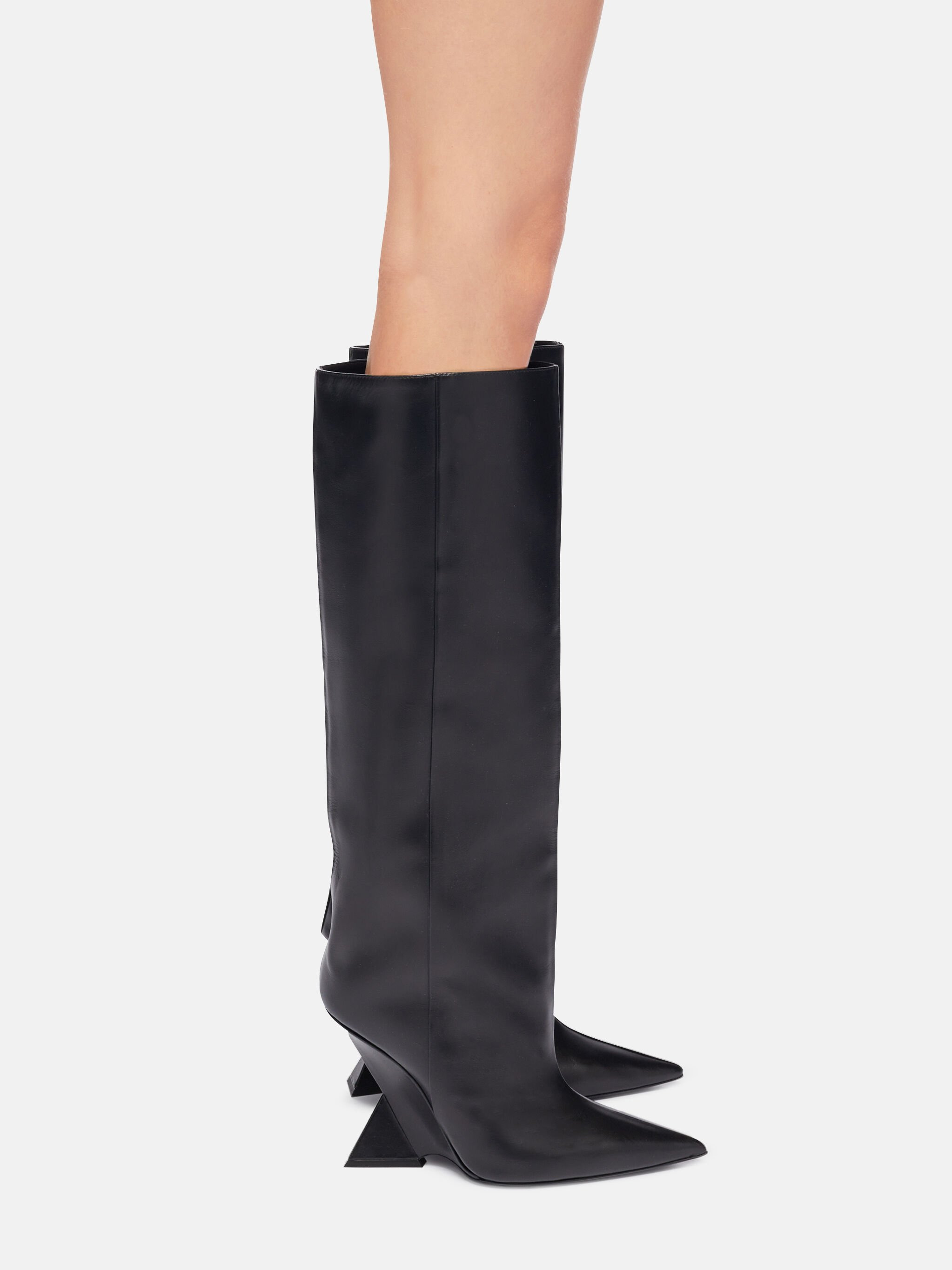 ''CHEOPE'' BLACK TUBE BOOT - 2