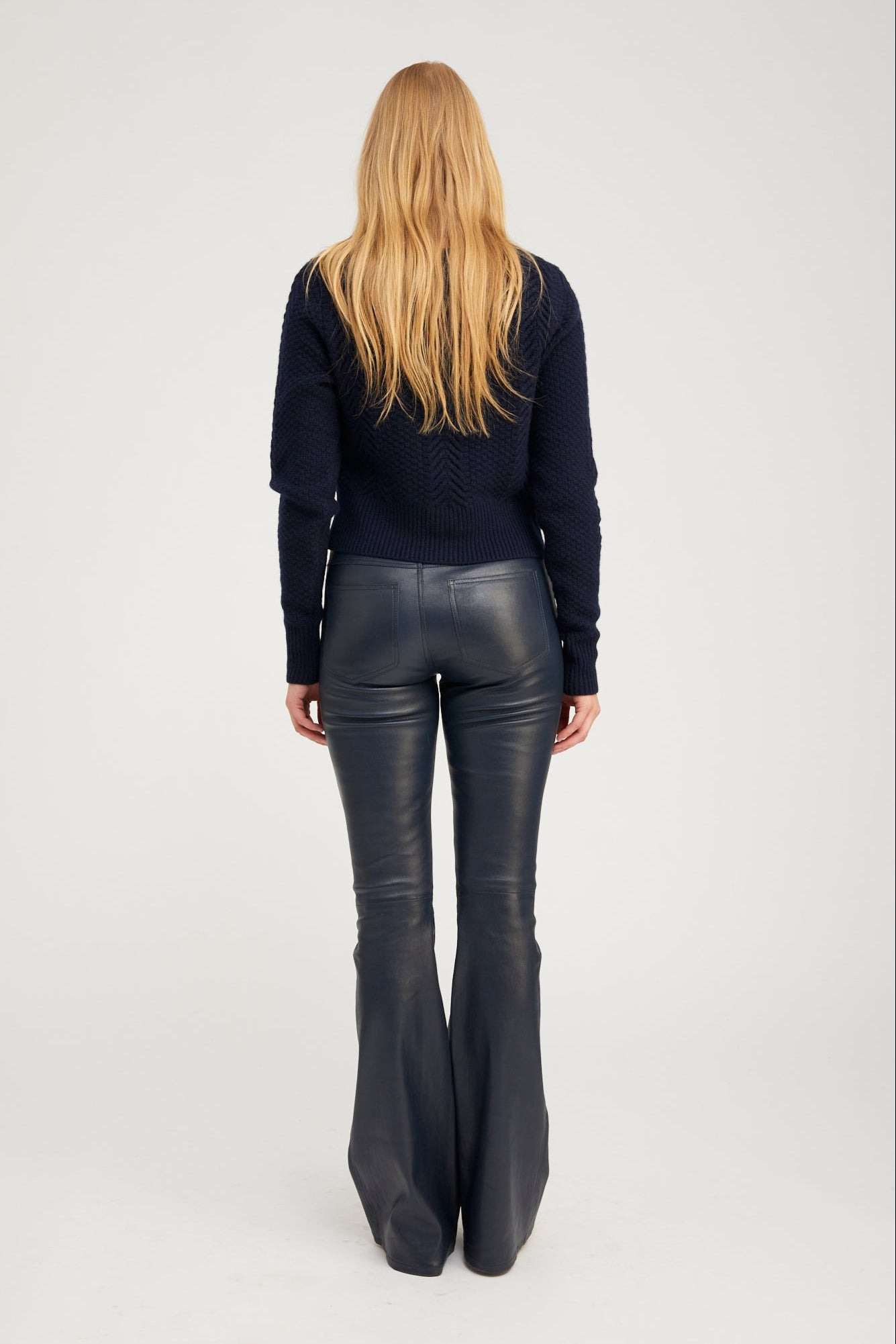 NAVY CASHMERE CABLE KNIT CARDIGAN - 4