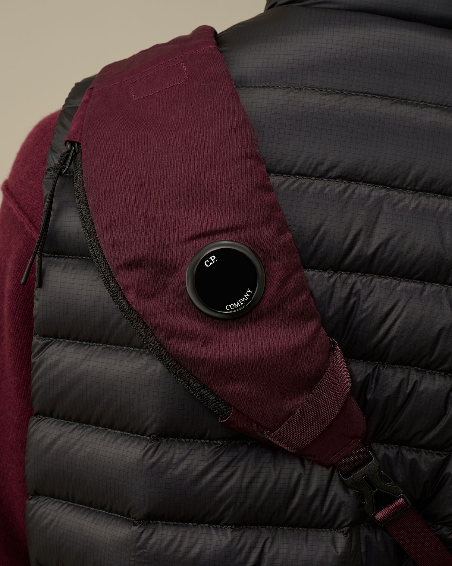 Nylon B Crossbody Rucksack - 4